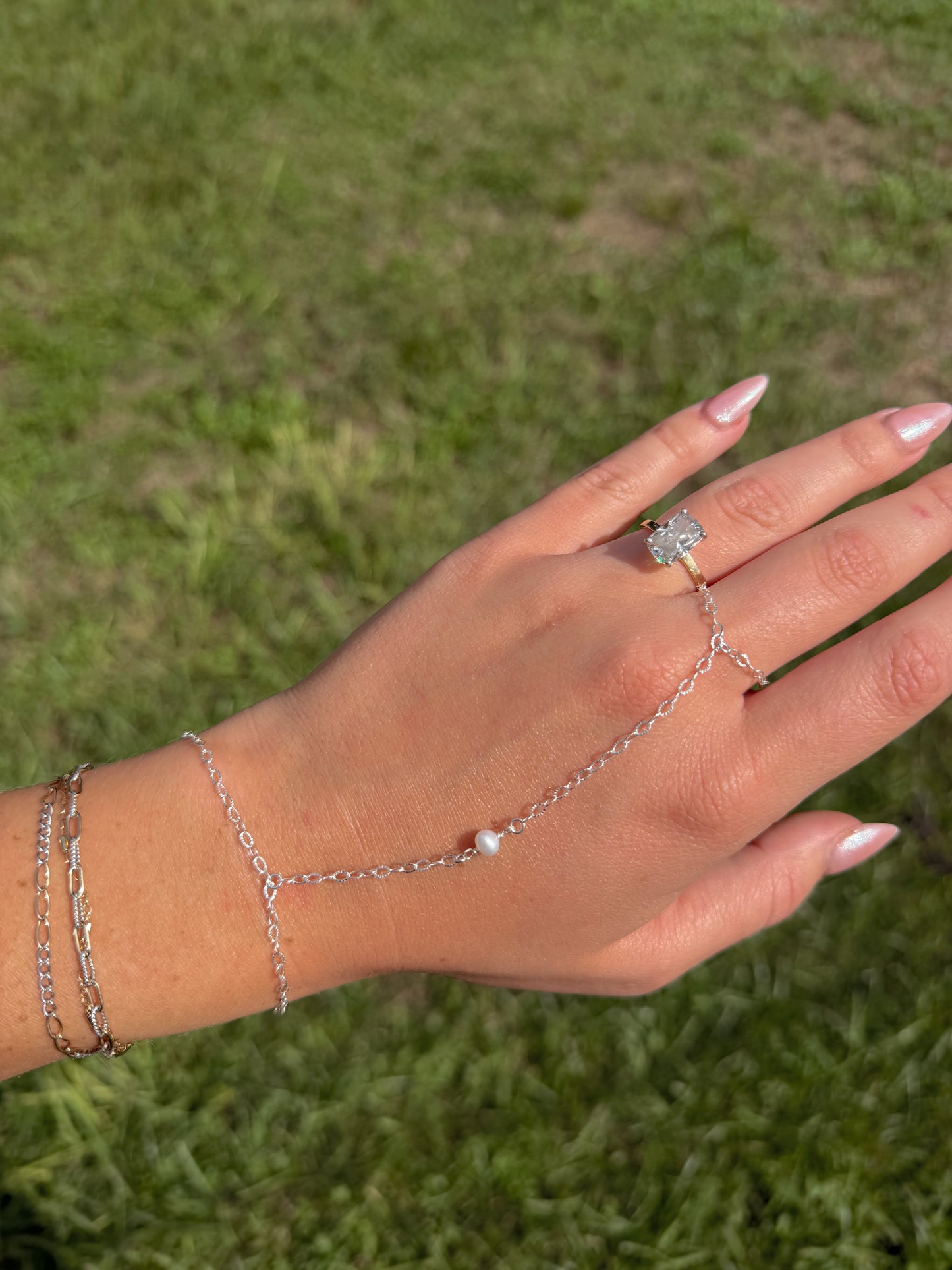 Isla Hand Chain