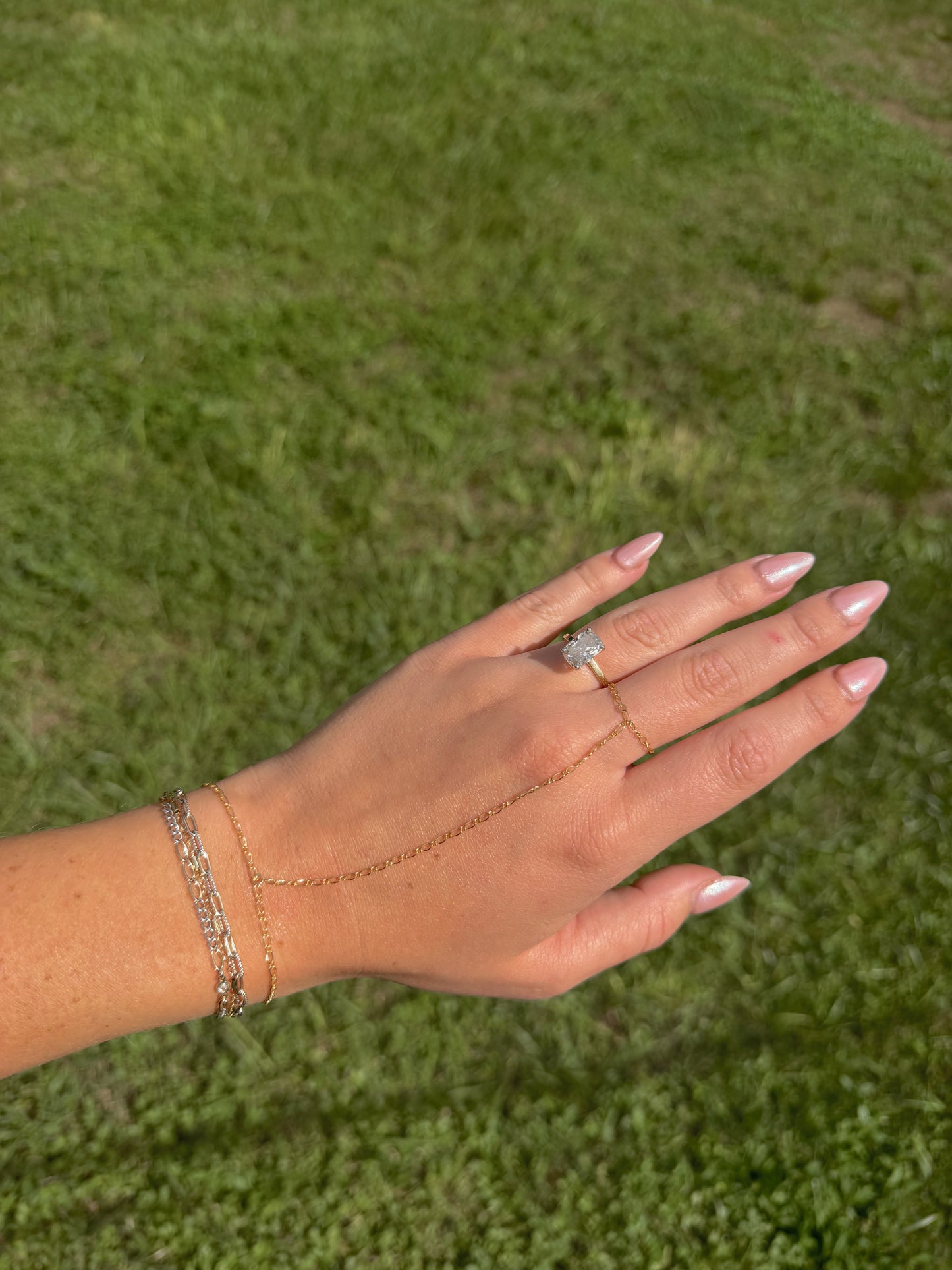 Simple Hand Chain