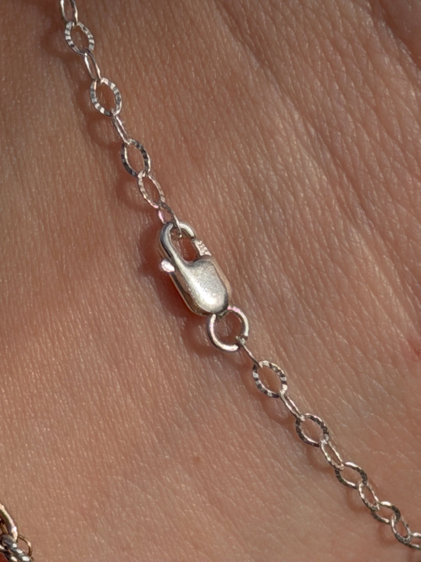 Isla Hand Chain